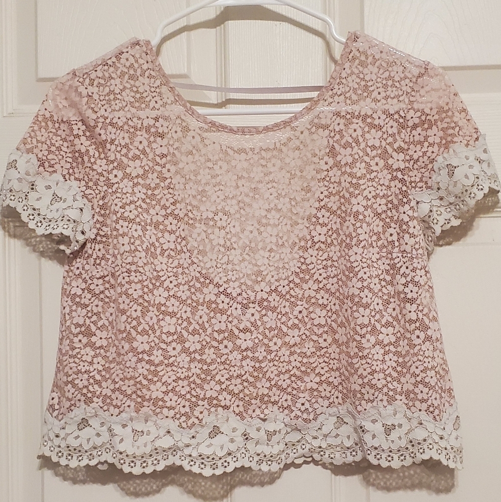 Victoria's Secret Size XS Mauve Pink Sheer Floral Lace Cropped Short Sleeve Top